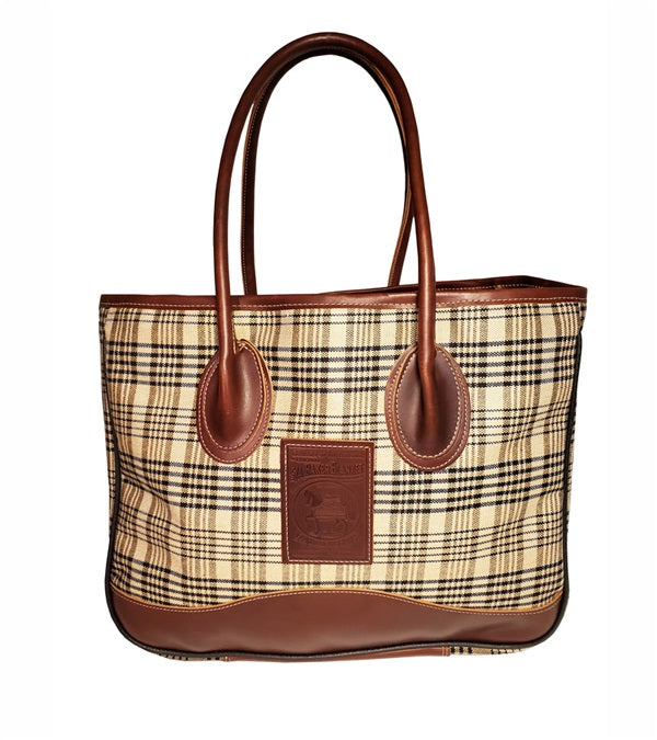 5/A Baker Taylor Tote_174