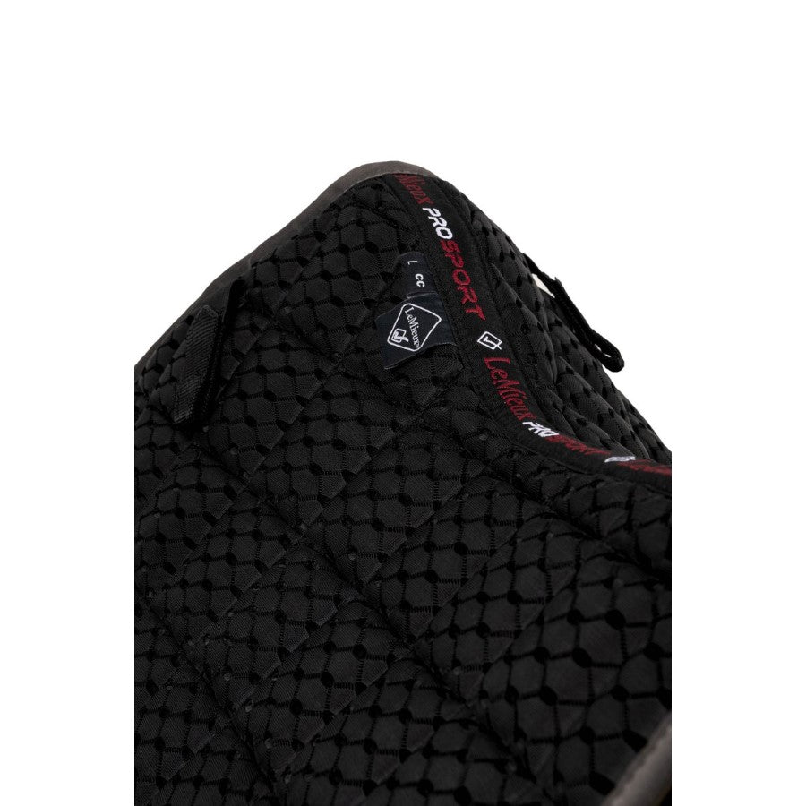 LeMieux Carbon Mesh Air Close Contact Square Saddle Pad - Breeches.com